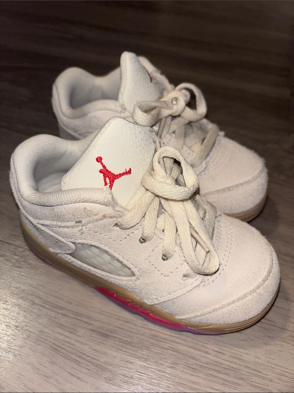 Toddler 7C Jordan Retro 5 Low WORN  Kids White Sneakers with Pink Jumpman Accent